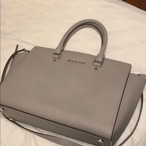 Michael Kors Selma handbag